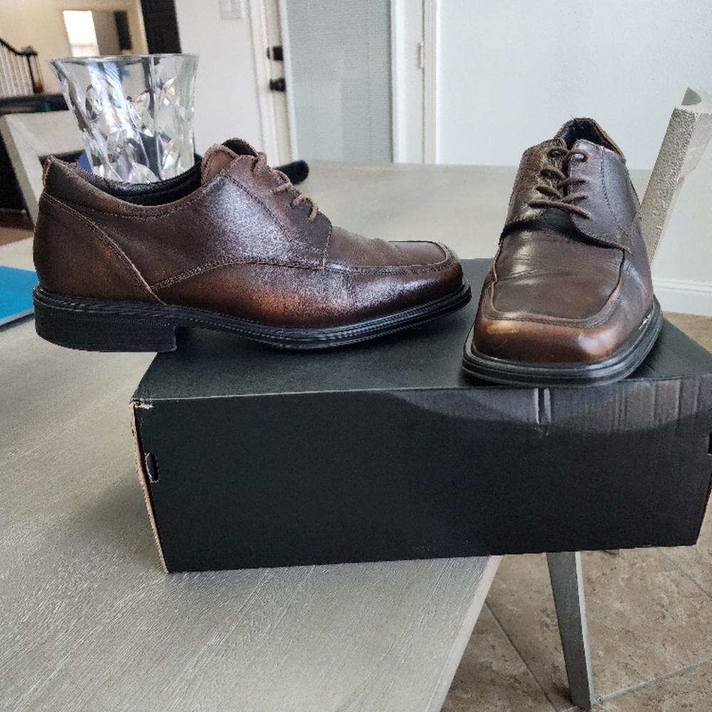 Brown Leather Men's Dress Shoes